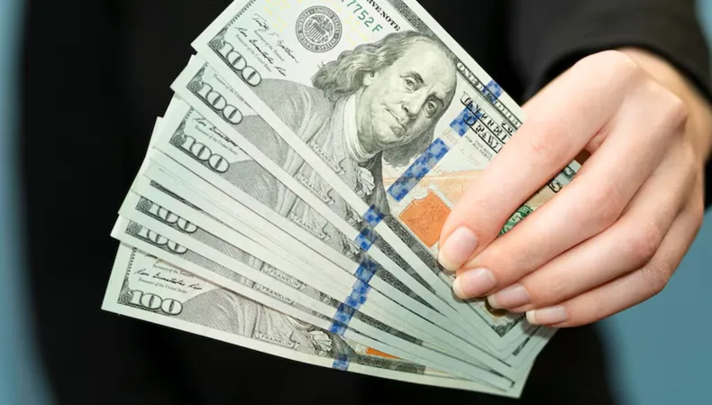 dolar-blue-billetes-divisas-dolares