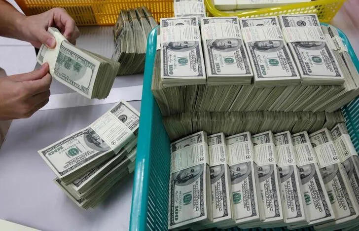 dólar