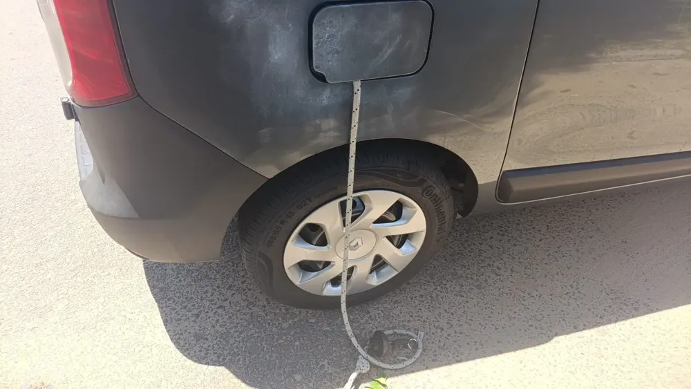 5a7a6571-2977-4769-9ff6-5a65fa1bdb33