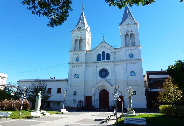 multimedia.normal.a24a3615796204bd.Y2F0ZWRyYWxfbm9ybWFsLndlYnA=