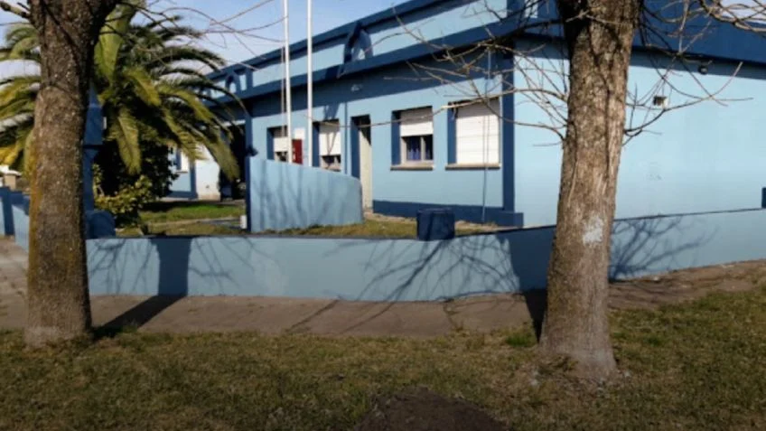 policia villa dominguez