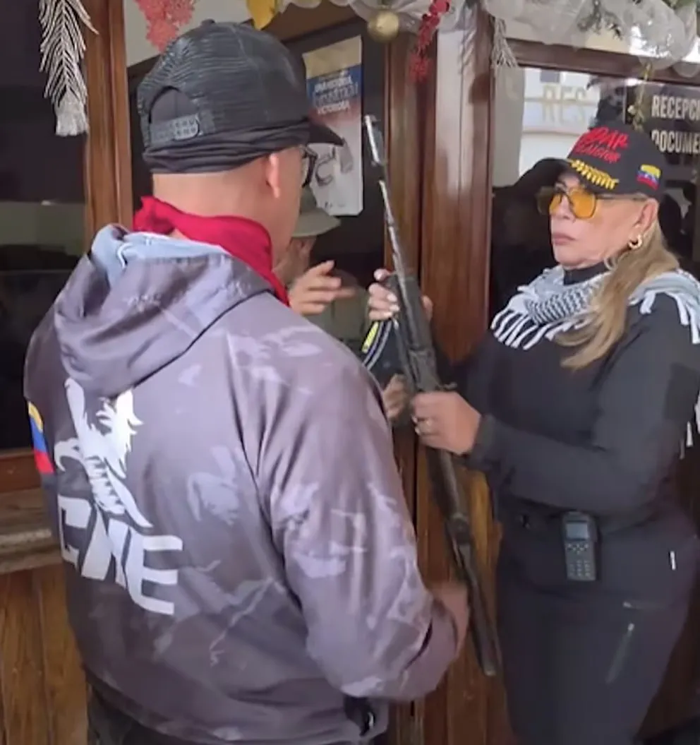 R3JQTBLNMRC77BWQAQD4MXKP4A-_1_