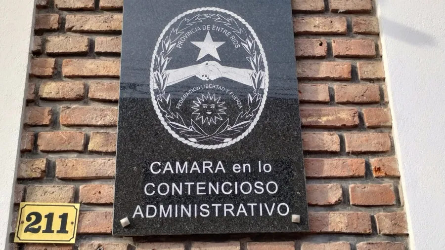 placa-contencioso-administrativo.jpg