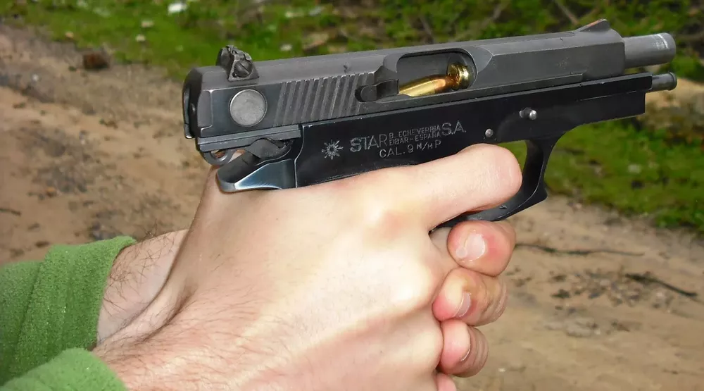 Homicidio con arma de fuego