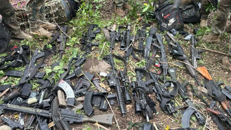 brasil-rio-de-janeiro-armas-29102025-2127593