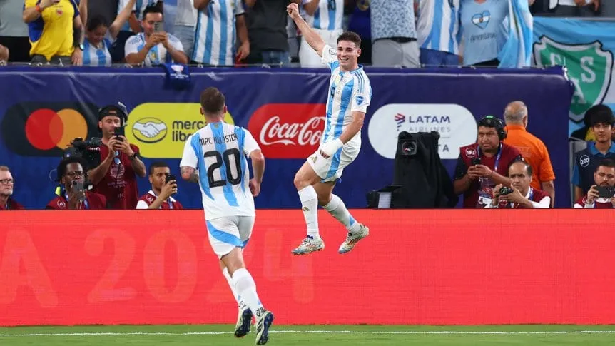 julian-alvarez-festejo-argentina_862x485