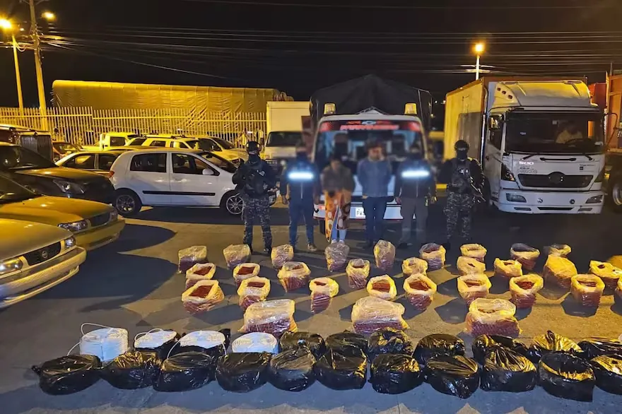la-madrugada-del-24-de-agosto-de-2025-la-policia-MR3I2B3AYFC4FC4FMNWAMVC52Q