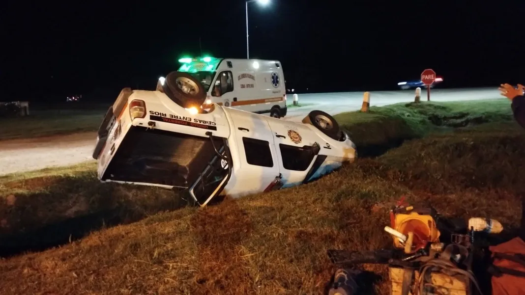 bombero-ceibas-vuelco