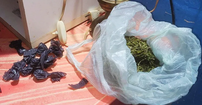 ALLANAMIENTO POSITIVO CON DOS DETENIDOS (8)