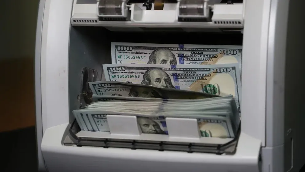 dólar