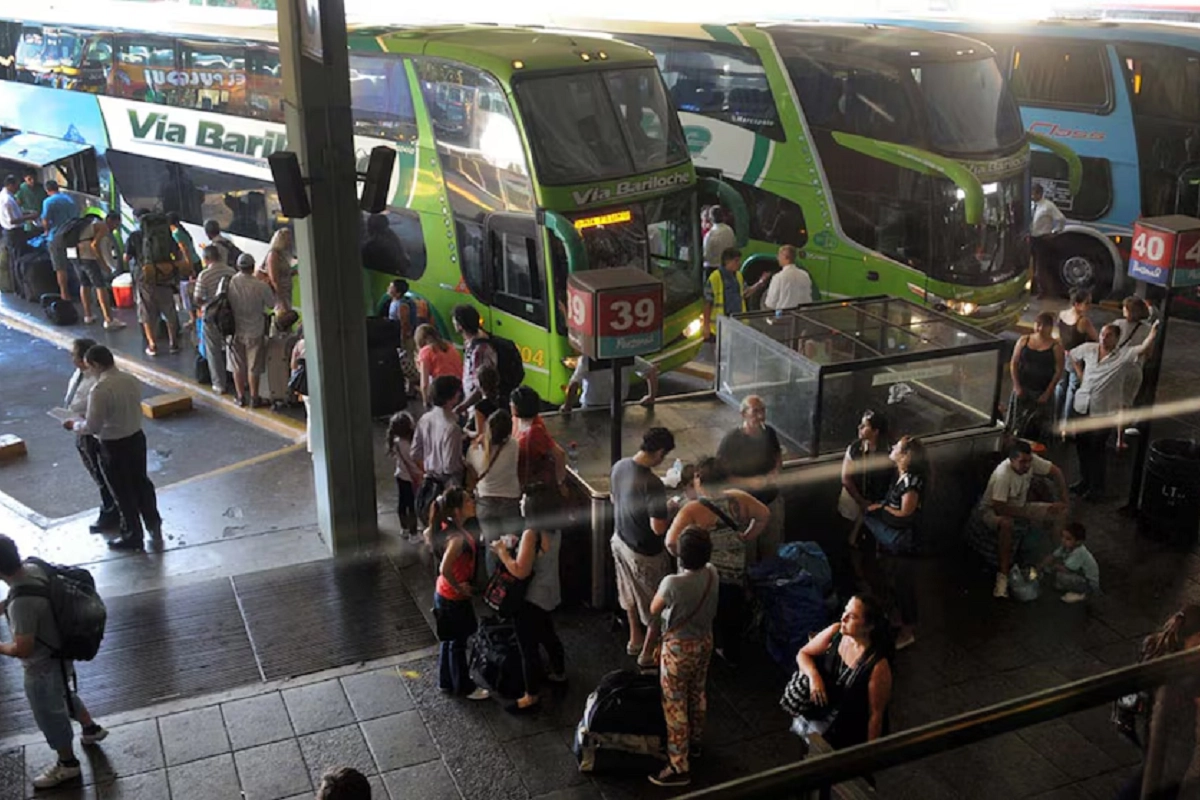 El Gobierno dejará de pagarle a las empresas por pasajes gratuitos para personas con condiciones de salud especiales