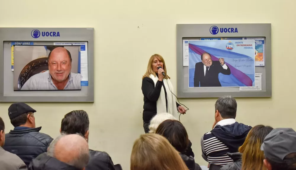 Homenaje a Busti