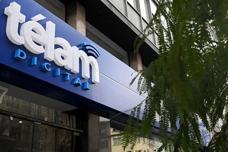 télam