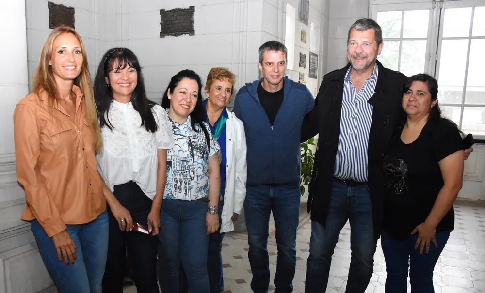 VOTÓ ENRIQUE CRESTO (2)